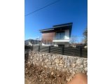 BEÇİN MAHALLESİNDE SATILIK 4+1 VİLLA